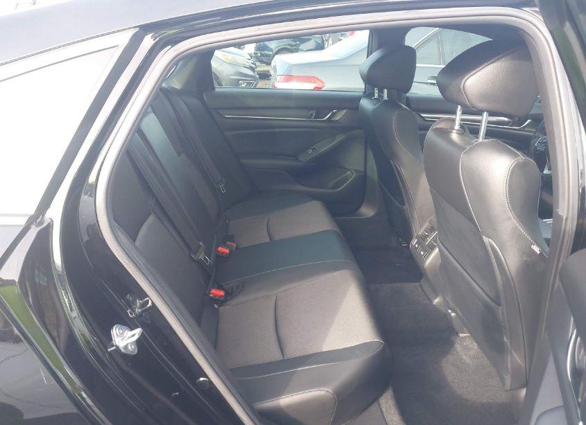 Photo 8 of 2022 Honda Accord SPORT 2.0T (VIN 1HGCV2F3XNA000604)