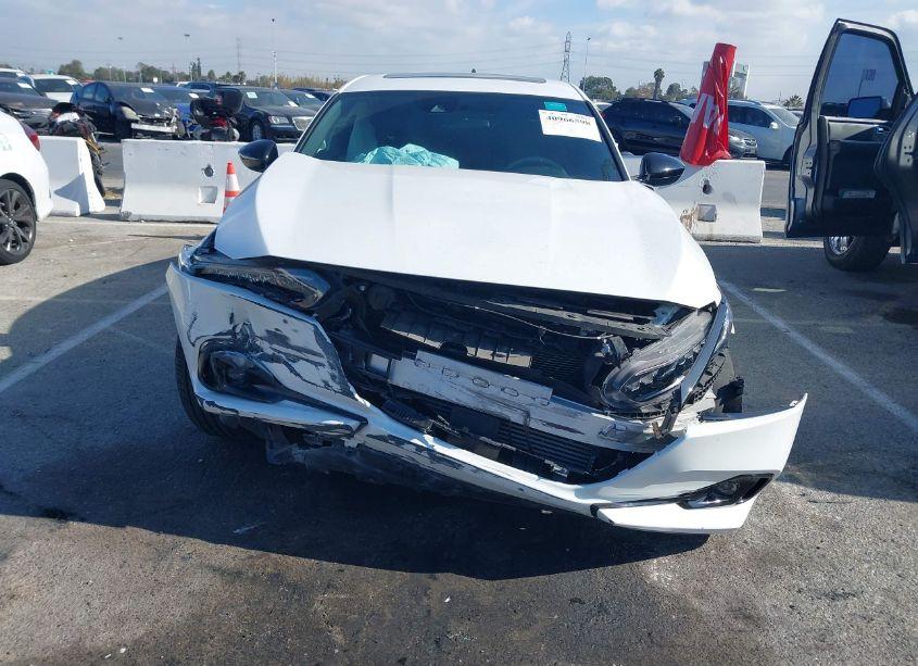 Photo 13 of 2022 Honda Accord SPORT 2.0T (VIN 1HGCV2F3XNA002577)