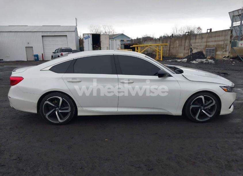 Photo 13 of 2022 Honda Accord SPORT 2.0T (VIN 1HGCV2F3XNA022988)