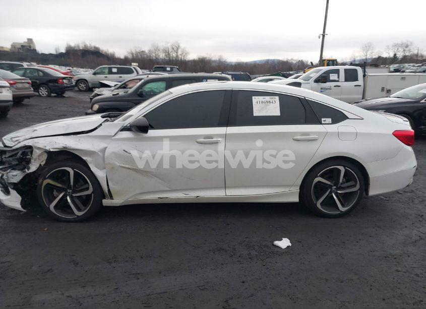 Photo 14 of 2022 Honda Accord SPORT 2.0T (VIN 1HGCV2F3XNA022988)