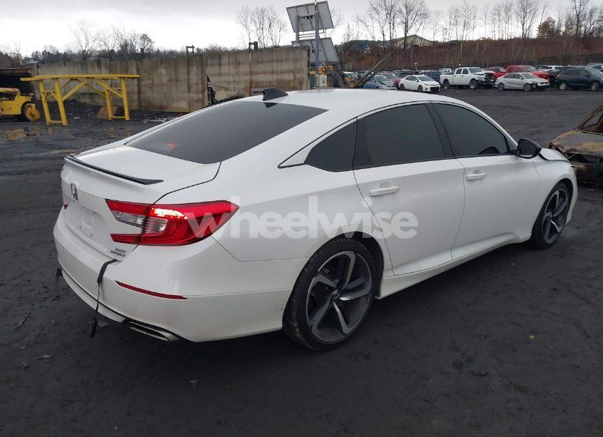 Photo 4 of 2022 Honda Accord SPORT 2.0T (VIN 1HGCV2F3XNA022988)