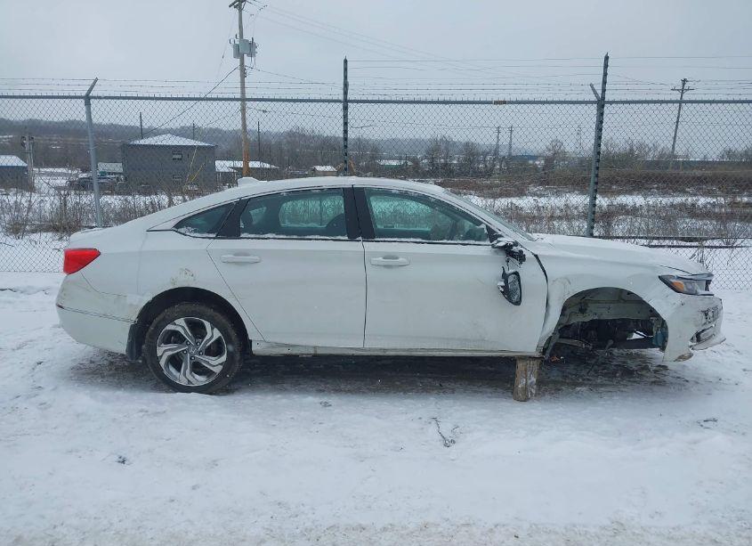 Photo 13 of 2018 Honda Accord EX-L 2.0T (VIN 1HGCV2F51JA014130)