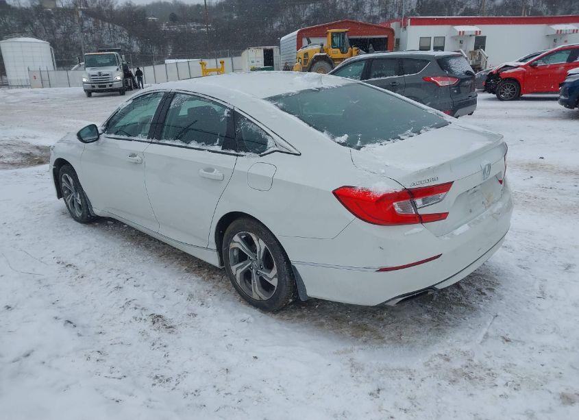 Photo 3 of 2018 Honda Accord EX-L 2.0T (VIN 1HGCV2F51JA014130)