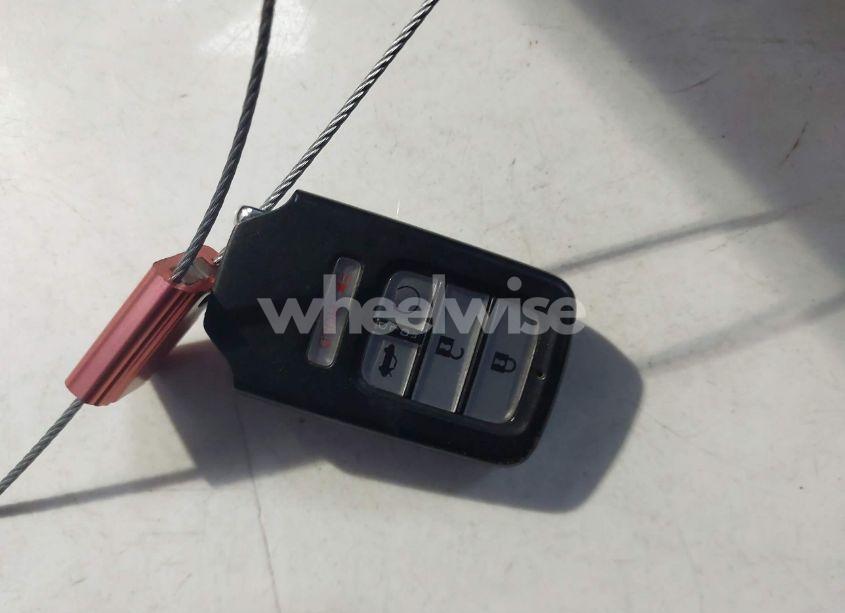 Photo 11 of 2018 Honda Accord EX-L 2.0T (VIN 1HGCV2F51JA015598)