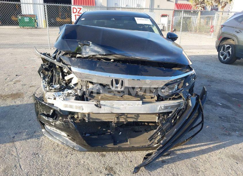 Photo 13 of 2019 Honda Accord EX-L 2.0T (VIN 1HGCV2F51KA020723)