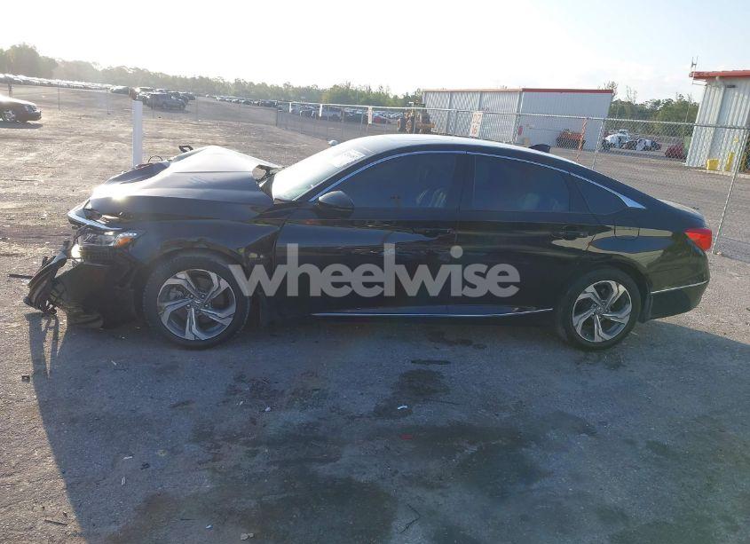 Photo 15 of 2019 Honda Accord EX-L 2.0T (VIN 1HGCV2F51KA020723)