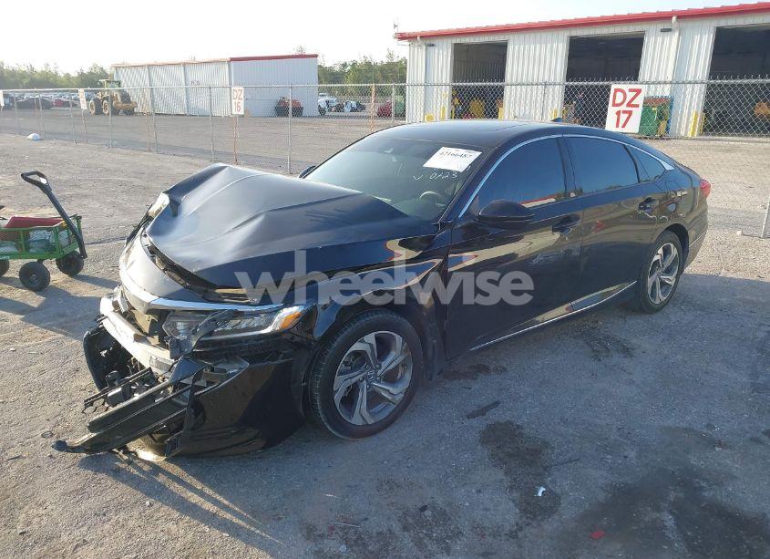 Photo 2 of 2019 Honda Accord EX-L 2.0T (VIN 1HGCV2F51KA020723)