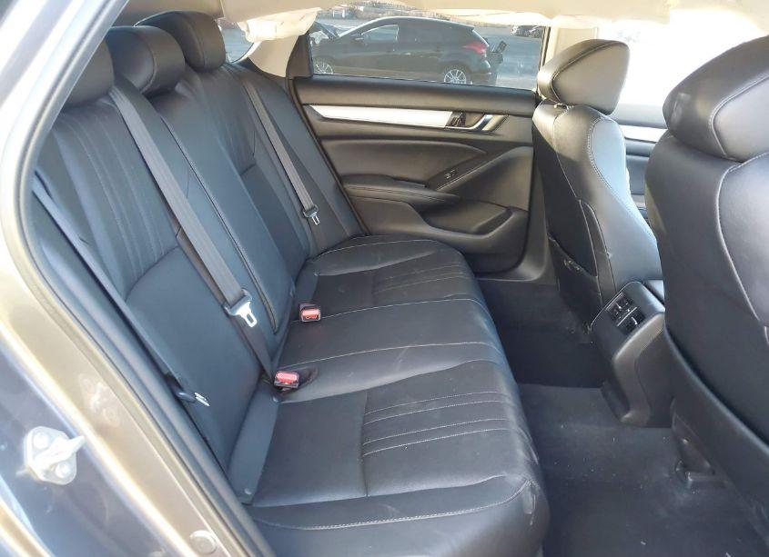 Photo 8 of 2020 Honda Accord EX-L 2.0T (VIN 1HGCV2F51LA024644)
