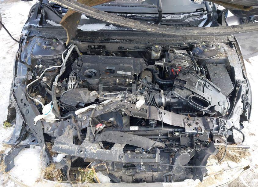 Photo 10 of 2018 Honda Accord EX-L 2.0T (VIN 1HGCV2F52JA030238)