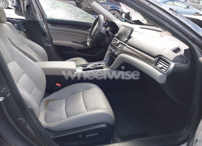 Photo 5 of 2018 Honda Accord EX-L 2.0T (VIN 1HGCV2F52JA030238)