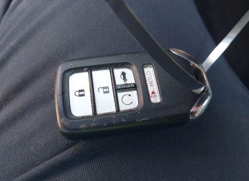 Photo 11 of 2018 Honda Accord EX-L 2.0T (VIN 1HGCV2F52JA035388)