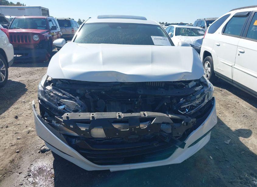 Photo 12 of 2018 Honda Accord EX-L 2.0T (VIN 1HGCV2F52JA035388)