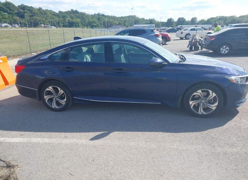 Photo 13 of 2019 Honda Accord EX-L 2.0T (VIN 1HGCV2F53KA027057)