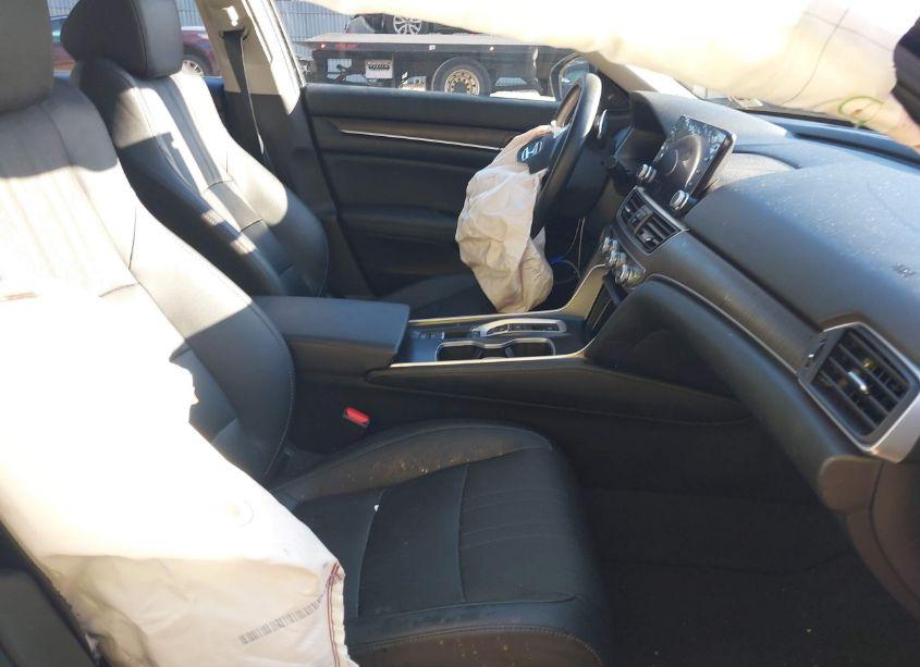 Photo 5 of 2020 Honda Accord EX-L 2.0T (VIN 1HGCV2F53LA025908)