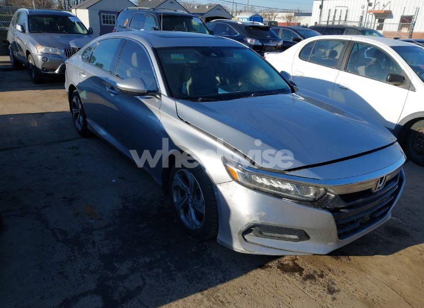 2018 Honda Accord EX-L 2.0T (VIN 1HGCV2F54JA018639) main photo