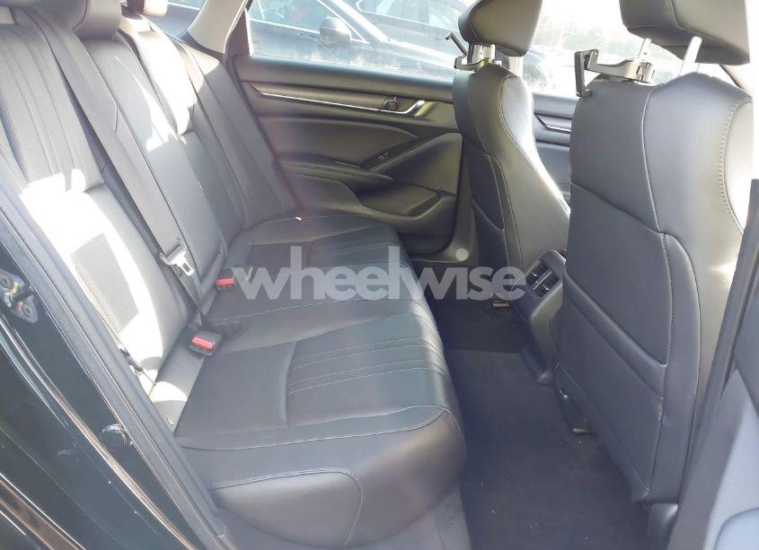 Photo 8 of 2019 Honda Accord EX-L 2.0T (VIN 1HGCV2F54KA014608)