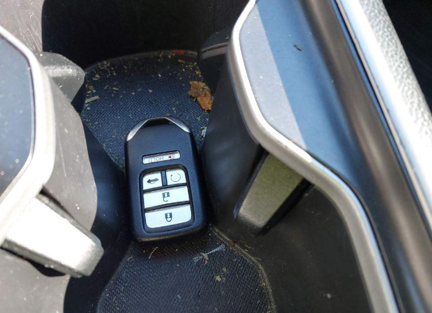 Photo 11 of 2018 Honda Accord EX-L 2.0T (VIN 1HGCV2F55JA019363)