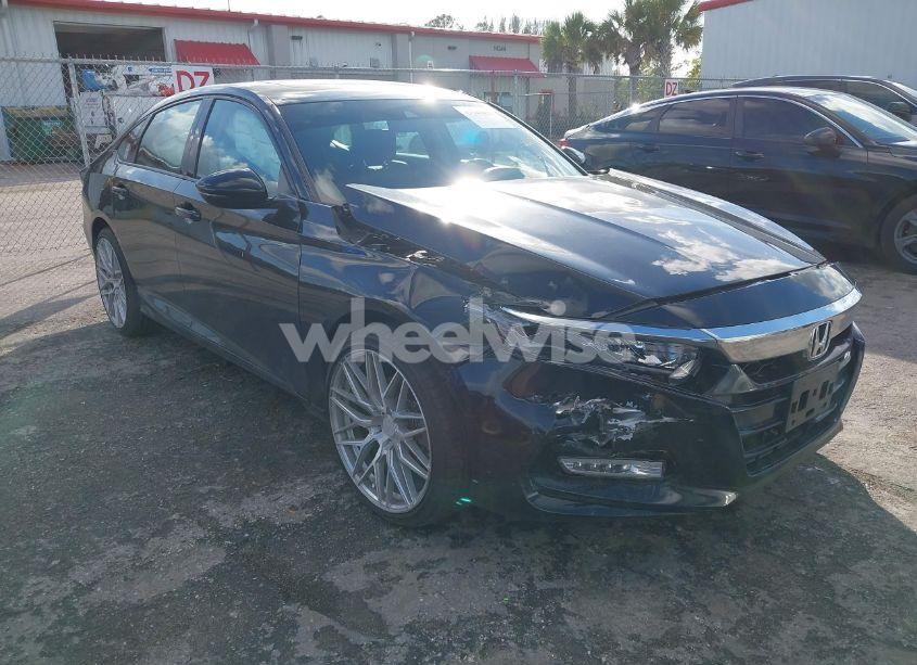 2018 Honda Accord EX-L 2.0T (VIN 1HGCV2F55JA026040) main photo