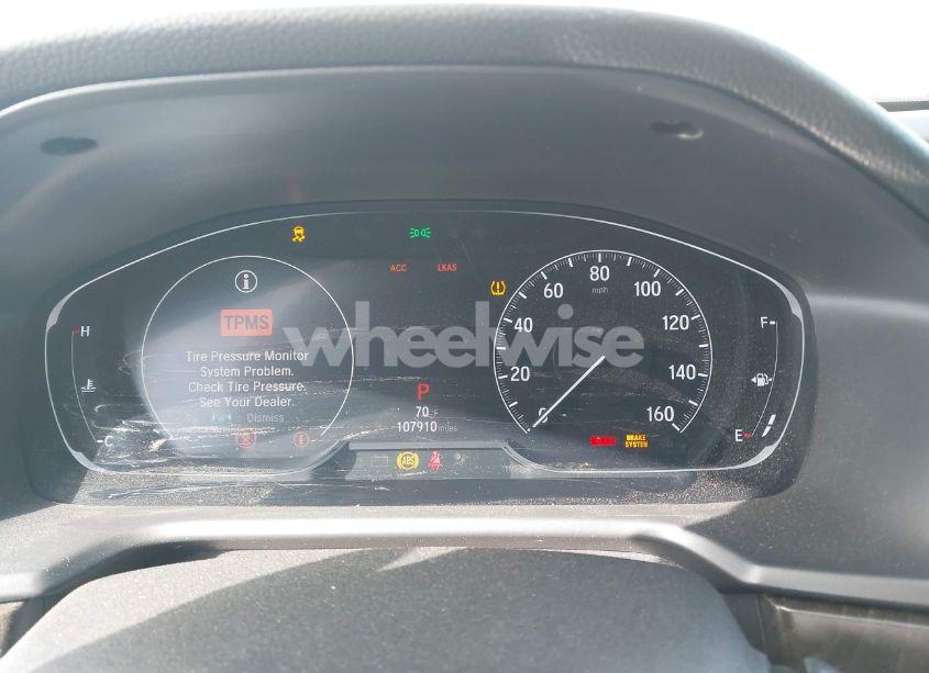 Photo 7 of 2018 Honda Accord EX-L 2.0T (VIN 1HGCV2F55JA033117)