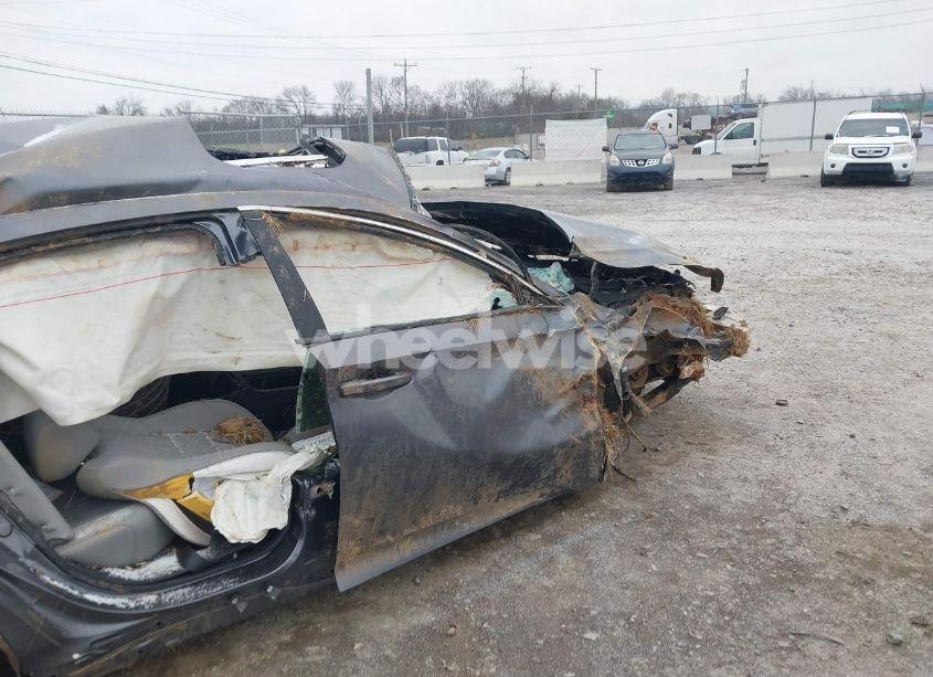 Photo 19 of 2019 Honda Accord EX-L 2.0T (VIN 1HGCV2F55KA012432)