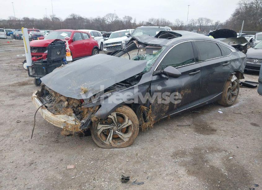 Photo 2 of 2019 Honda Accord EX-L 2.0T (VIN 1HGCV2F55KA012432)