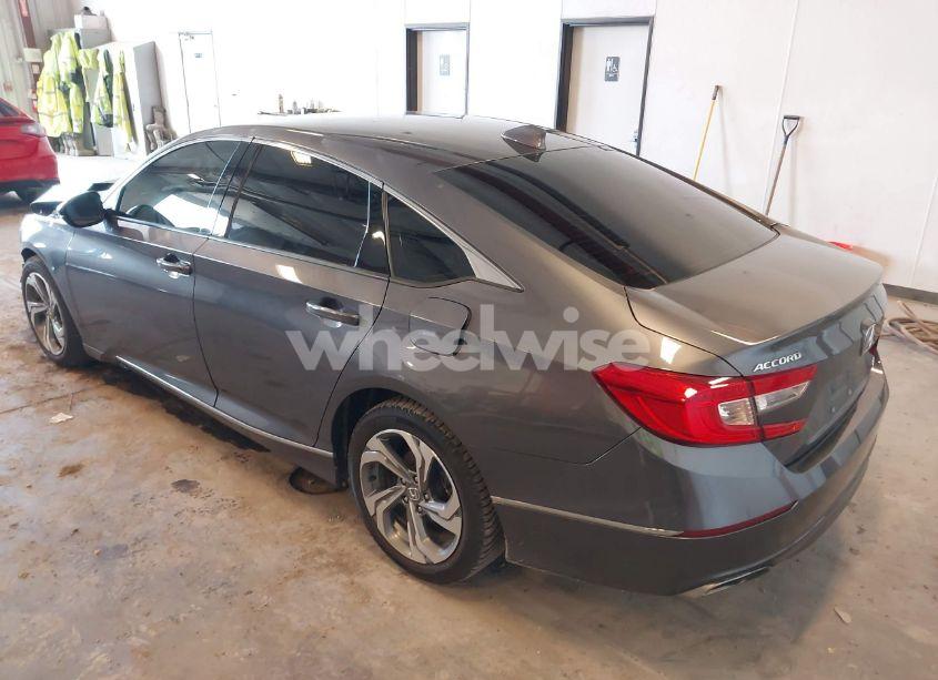 Photo 3 of 2020 Honda Accord EX-L 2.0T (VIN 1HGCV2F55LA011816)