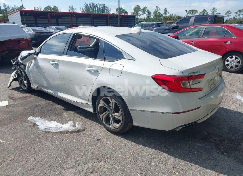 Photo 3 of 2018 Honda Accord EX-L 2.0T (VIN 1HGCV2F57JA017839)