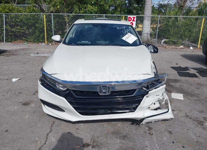 Photo 6 of 2018 Honda Accord EX-L 2.0T (VIN 1HGCV2F57JA017839)