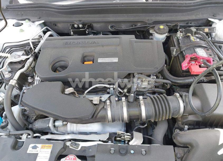 Photo 10 of 2018 Honda Accord EX-L 2.0T (VIN 1HGCV2F58JA009037)