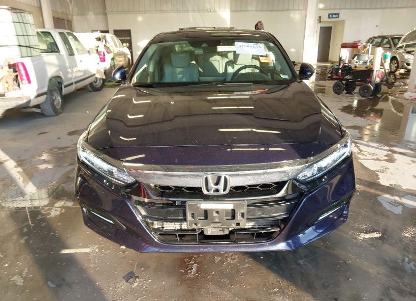 Photo 12 of 2018 Honda Accord EX-L 2.0T (VIN 1HGCV2F58JA011564)
