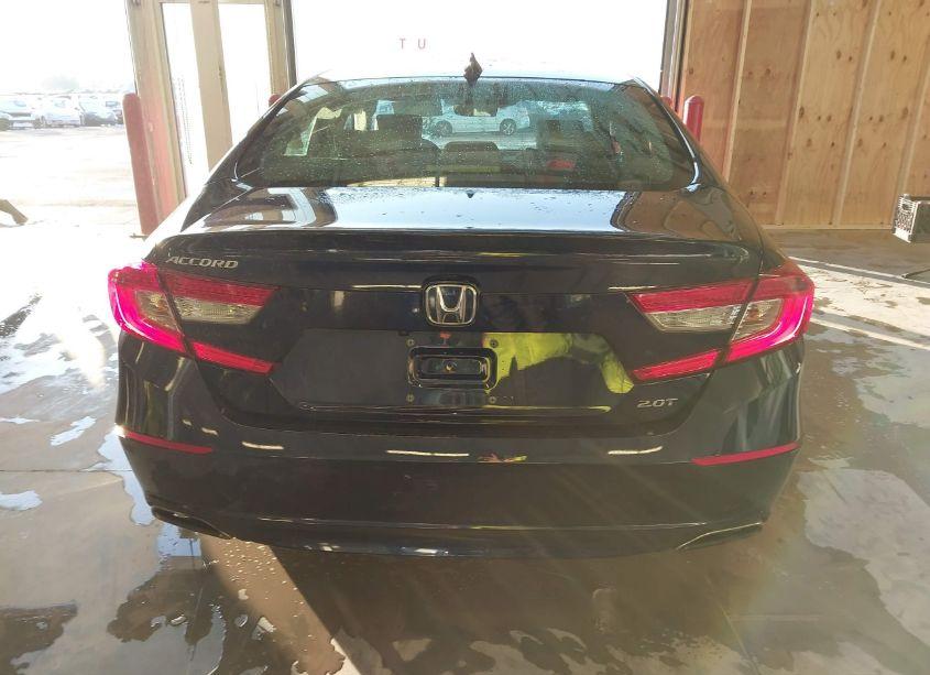Photo 16 of 2018 Honda Accord EX-L 2.0T (VIN 1HGCV2F58JA011564)