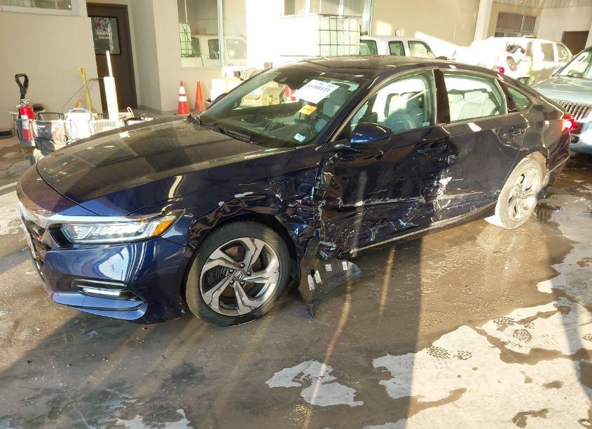 Photo 2 of 2018 Honda Accord EX-L 2.0T (VIN 1HGCV2F58JA011564)
