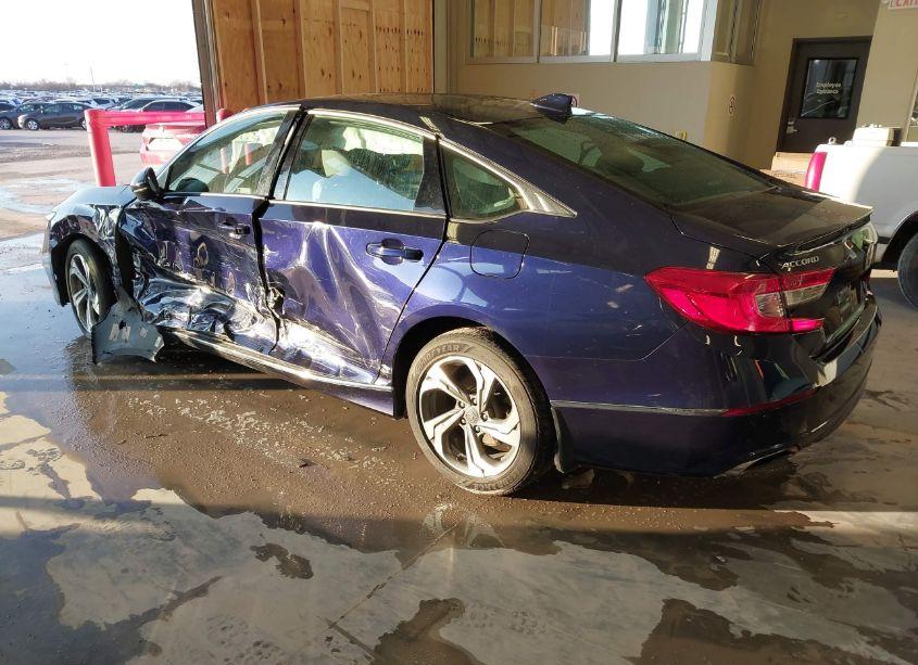 Photo 3 of 2018 Honda Accord EX-L 2.0T (VIN 1HGCV2F58JA011564)