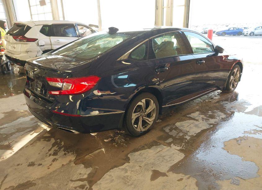 Photo 4 of 2018 Honda Accord EX-L 2.0T (VIN 1HGCV2F58JA011564)