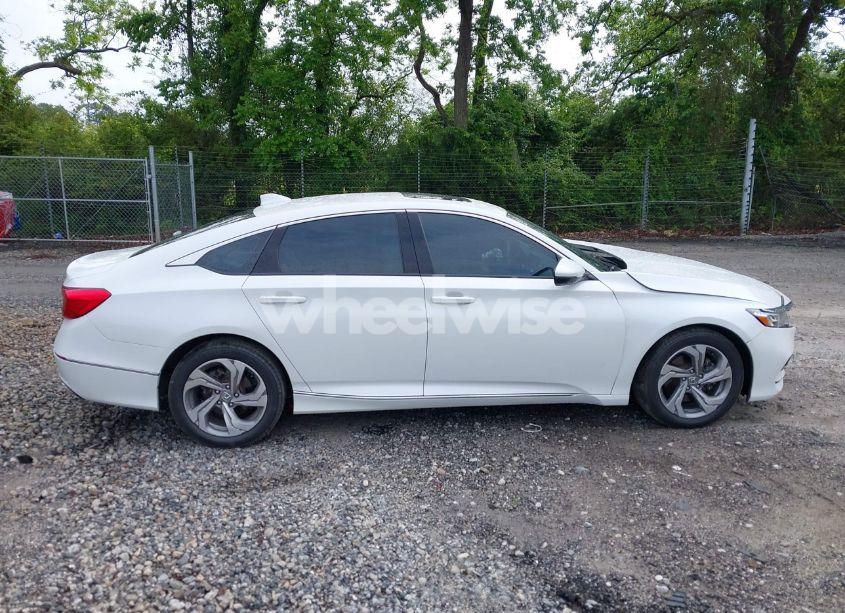 Photo 13 of 2019 Honda Accord EX-L 2.0T (VIN 1HGCV2F59KA007282)
