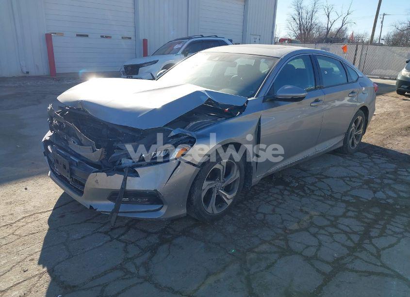 Photo 2 of 2018 Honda Accord EX-L 2.0T (VIN 1HGCV2F5XJA001912)