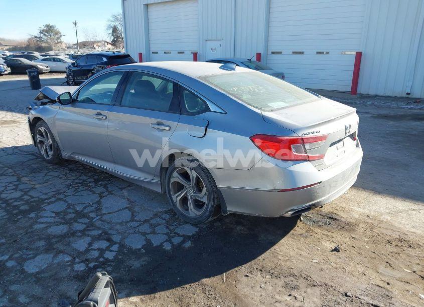 Photo 3 of 2018 Honda Accord EX-L 2.0T (VIN 1HGCV2F5XJA001912)