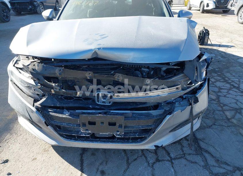 Photo 6 of 2018 Honda Accord EX-L 2.0T (VIN 1HGCV2F5XJA001912)