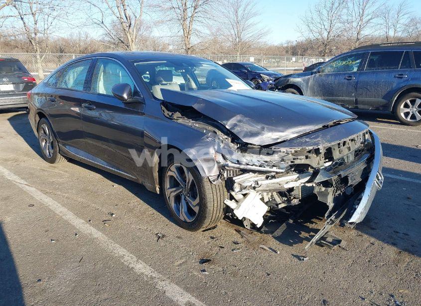 2018 Honda Accord EX-L 2.0T (VIN 1HGCV2F5XJA006480) main photo