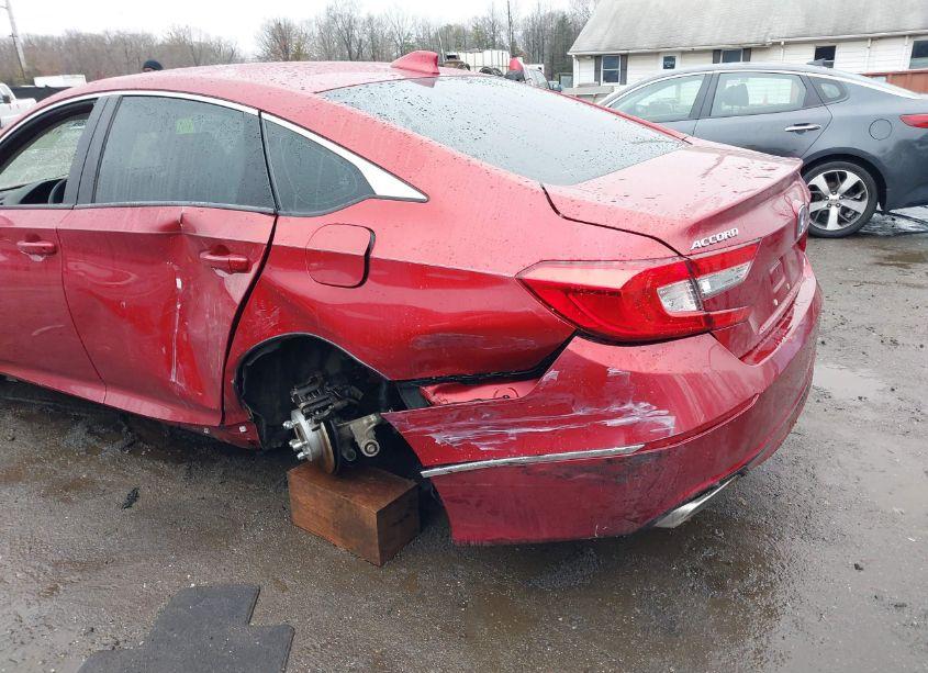 Photo 6 of 2018 Honda Accord EX-L 2.0T (VIN 1HGCV2F5XJA009525)