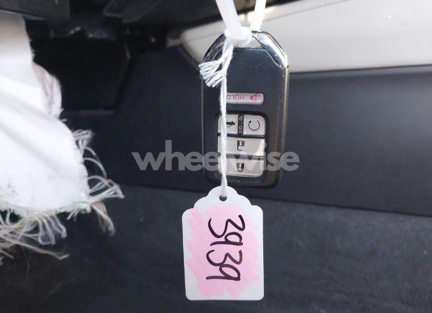 Photo 11 of 2018 Honda Accord EX-L 2.0T (VIN 1HGCV2F5XJA018970)