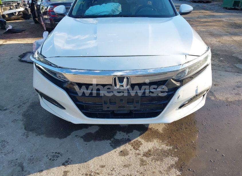 Photo 6 of 2018 Honda Accord EX-L 2.0T (VIN 1HGCV2F5XJA018970)