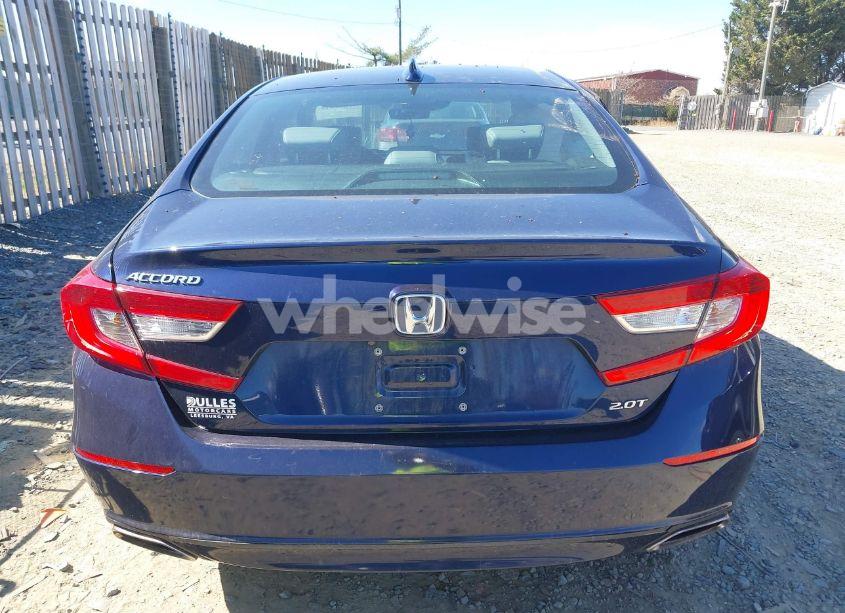 Photo 16 of 2018 Honda Accord EX-L 2.0T (VIN 1HGCV2F5XJA022145)