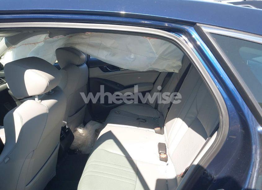 Photo 8 of 2018 Honda Accord EX-L 2.0T (VIN 1HGCV2F5XJA022145)