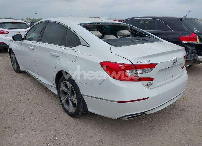 Photo 3 of 2018 Honda Accord EX-L 2.0T (VIN 1HGCV2F66JA015749)