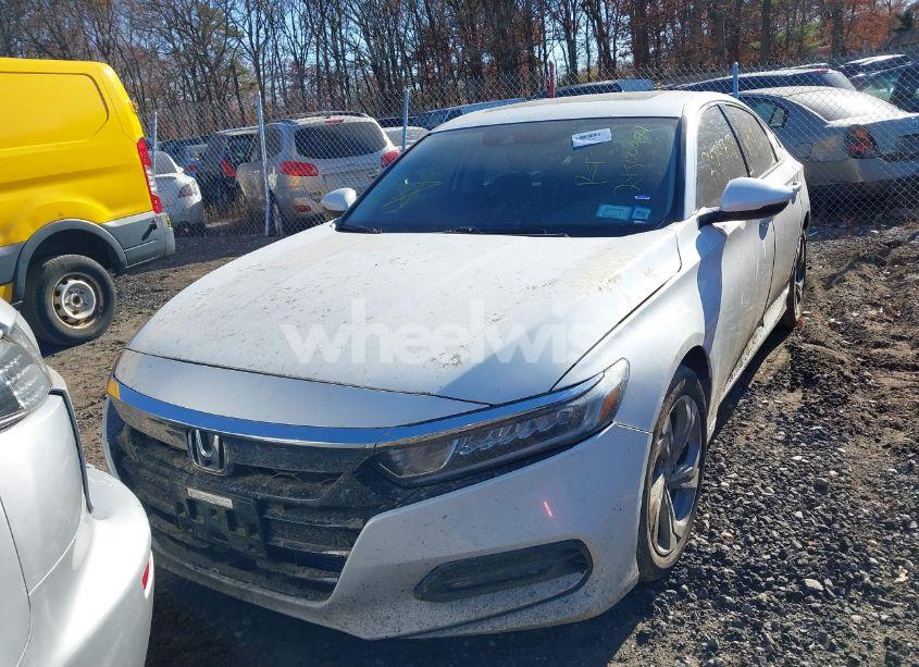 Photo 11 of 2018 Honda Accord EX-L 2.0T (VIN 1HGCV2F66JA024760)