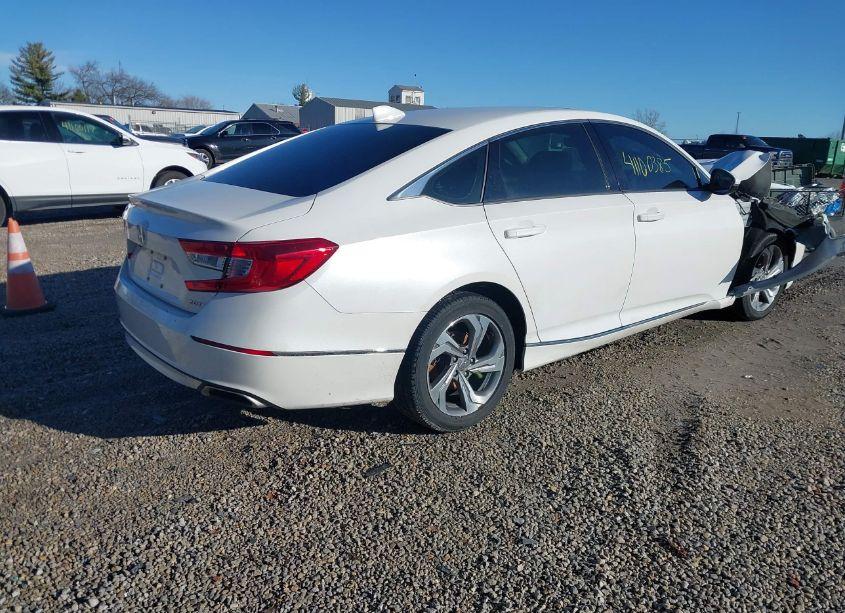 Photo 4 of 2018 Honda Accord EX-L 2.0T (VIN 1HGCV2F69JA037924)