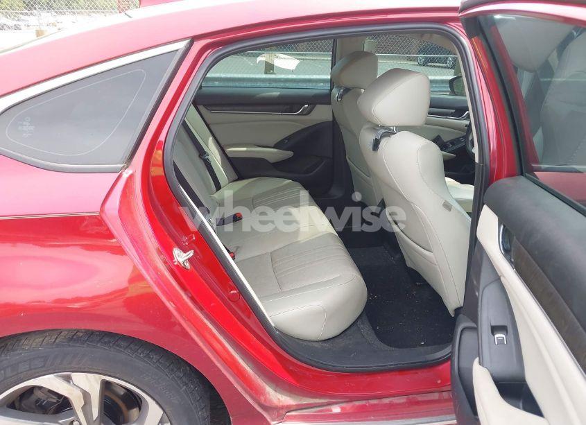 Photo 8 of 2018 Honda Accord EX-L 2.0T (VIN 1HGCV2F69JA038104)