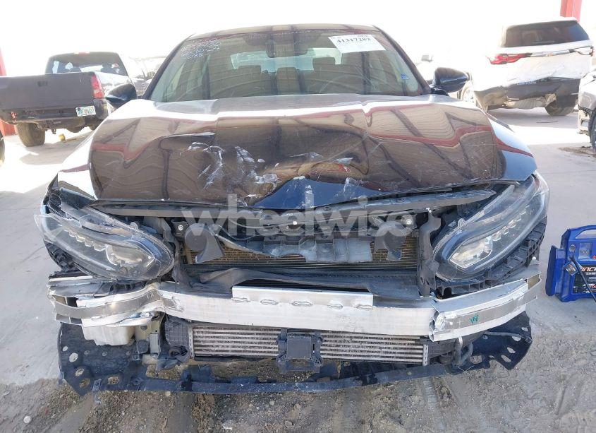 Photo 6 of 2018 Honda Accord EX-L 2.0T (VIN 1HGCV2F6XJA041707)