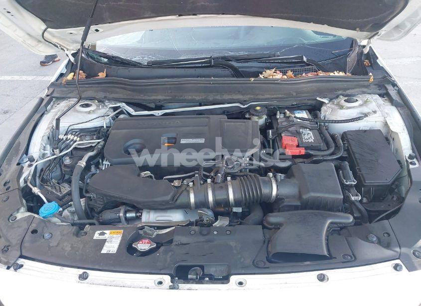 Photo 10 of 2018 Honda Accord TOURING 2.0T (VIN 1HGCV2F90JA024201)